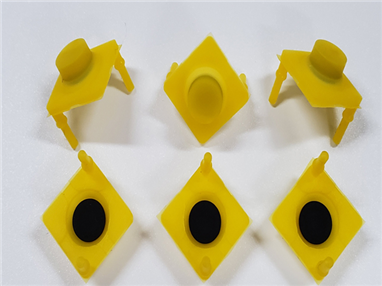 Quadratischer Silikonknopf mit Fuß CM715A